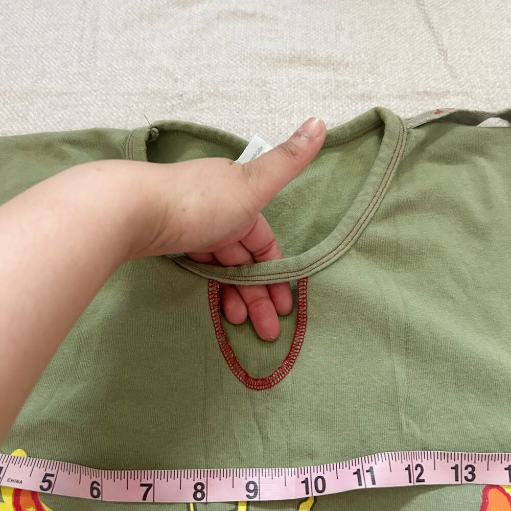 Green sleeveless t shirt tank top - Picture 9 of 10